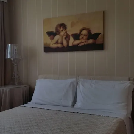 Eden Hotel 3*