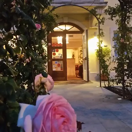 Hotel Eden