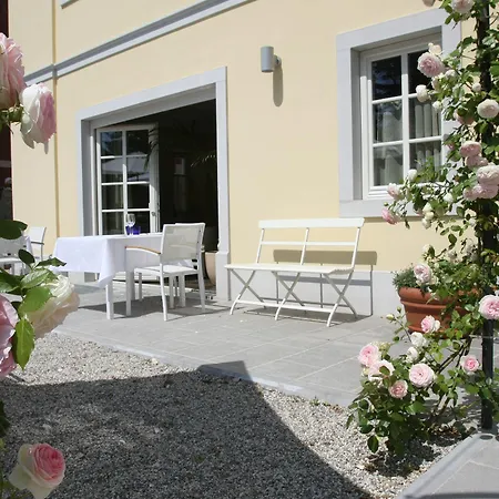Eden Hotel 3*